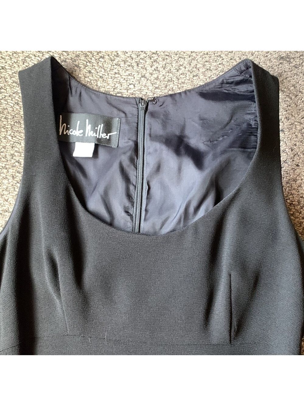 Nicole Miller little black dress size 2 - Picture 10 of 10
